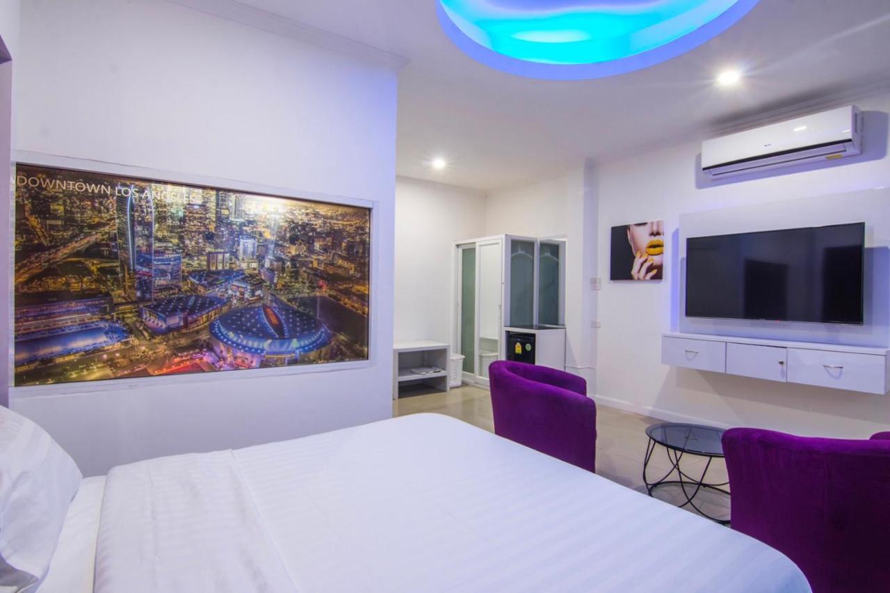 Titanic Residence-5 Minutes Walk To Walking Street Паттайя Экстерьер фото